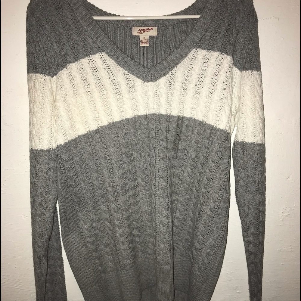 🖤Arizona Jeans Co. Sweater🖤